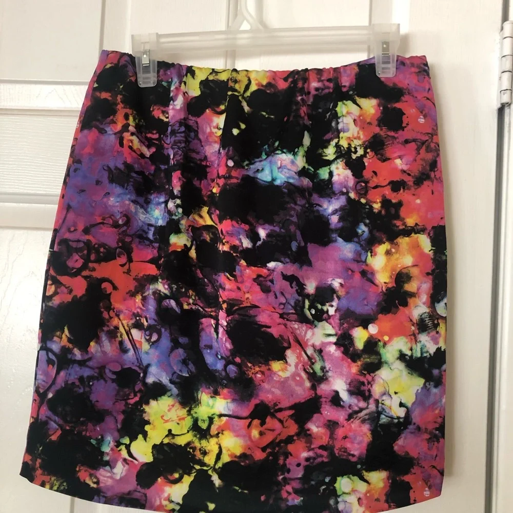 Vince Camuto Abstract Pink & Purple Floral Mini Skirt Sz4